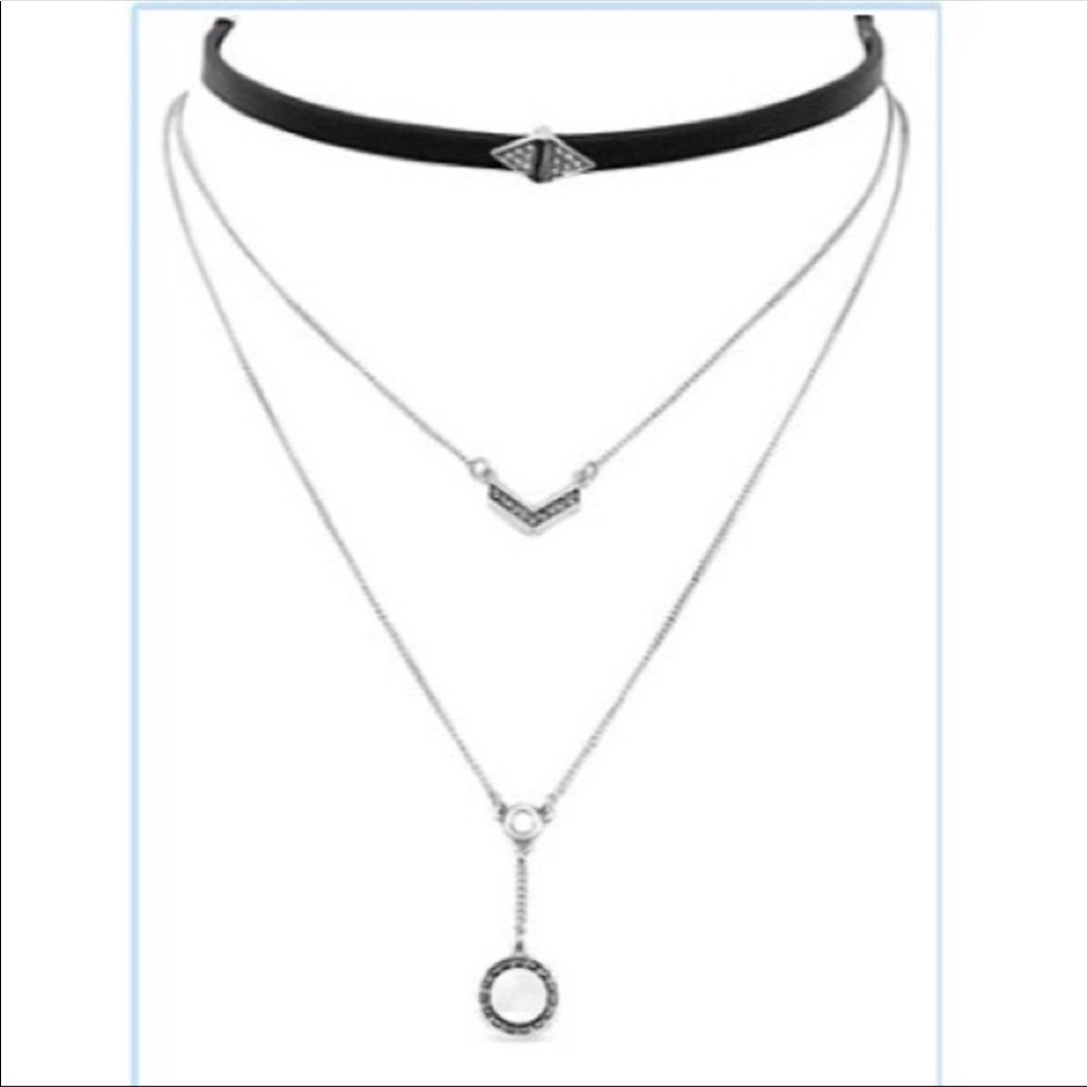 NWOT Layered Choker Necklace